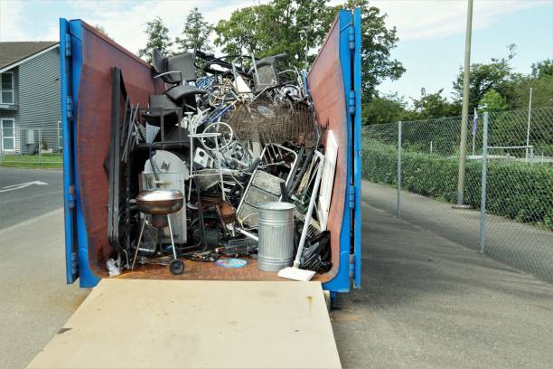 Best Yard Cleanup Services  in Maxwell, CA